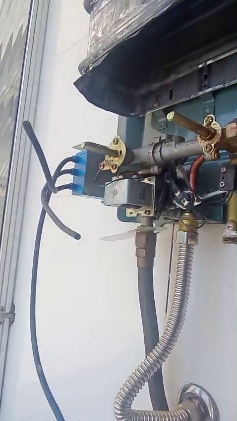 Conexões e registros de gás instalados pela KGM